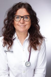 Dr. Karola Herczeg ("Hausärztinnen11") gibt regelmäßige Gesundheitstipps. © privat